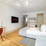 Whome The Premier Destination For True Wanderers Apartamento